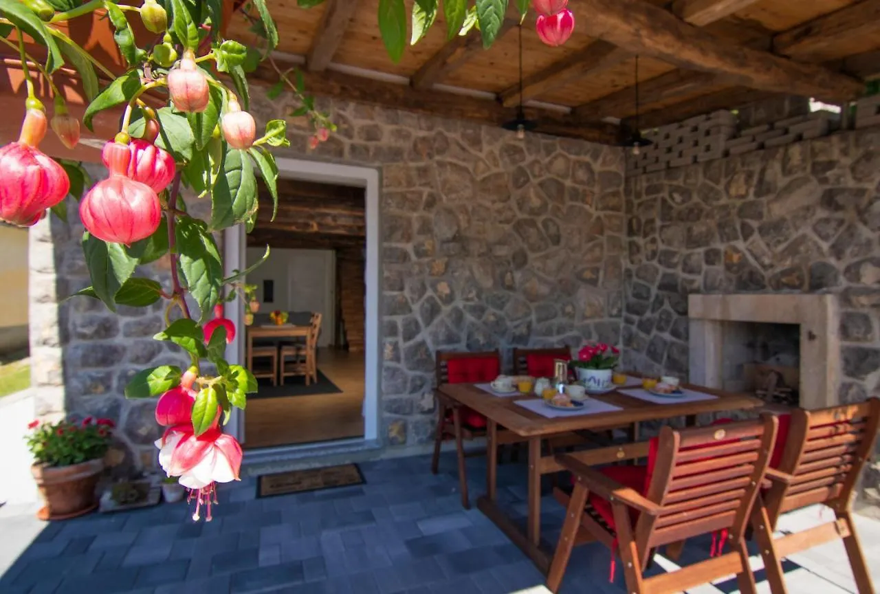 Guest House 'Villa Fani' Veprinac With Jacuzzi 0*,  Kroatien